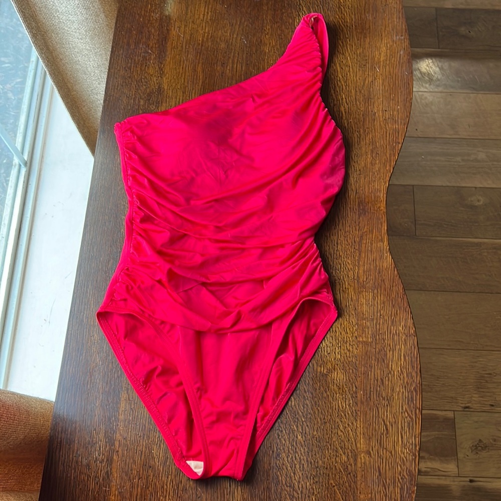 LA BLANCA Red one piece swimsuit